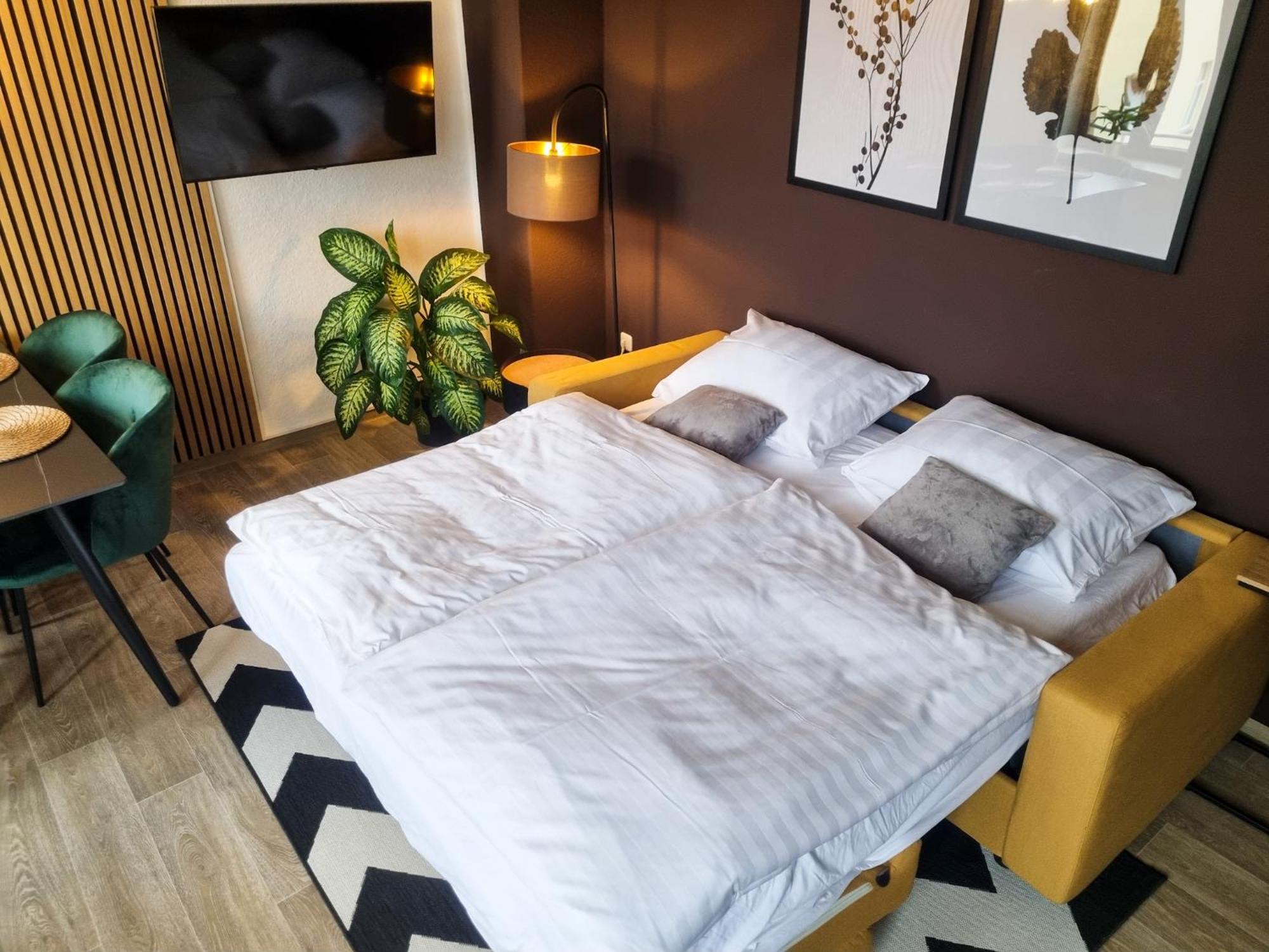 Maremar - Design Maisonette Altstadt - 4 Pers - 57Qm - Luxus Boxspringbett - Kueche - Arbeitsplatz - Privater Parkplatz Greiz Exterior photo